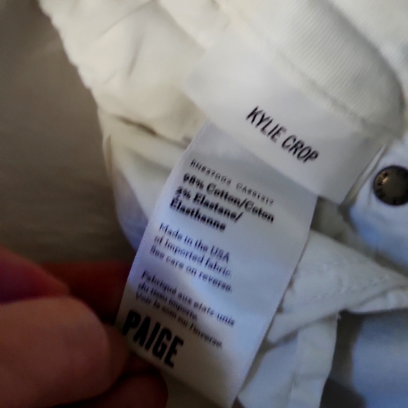 PAIGE White Kylie Cropped Jeans size 25 Inseam 27' - Picture 3 of 6